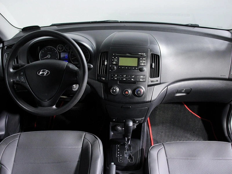 i30
