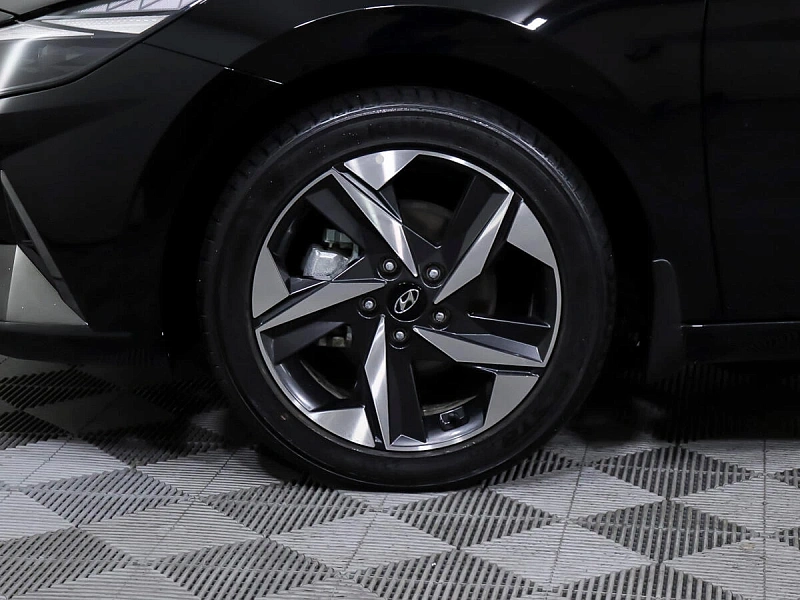 Elantra