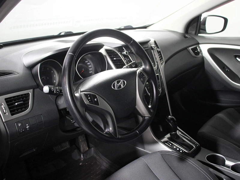 i30