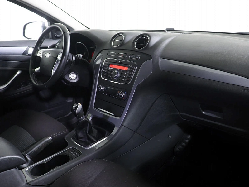 Mondeo