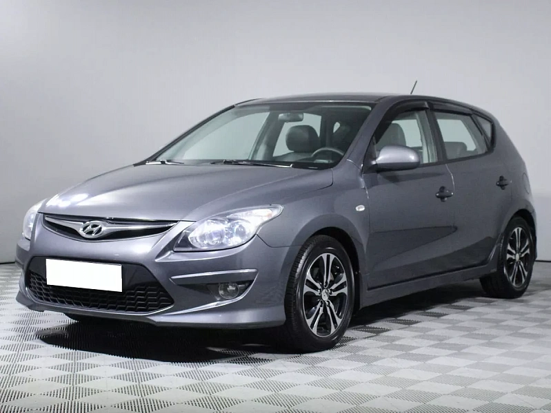 i30