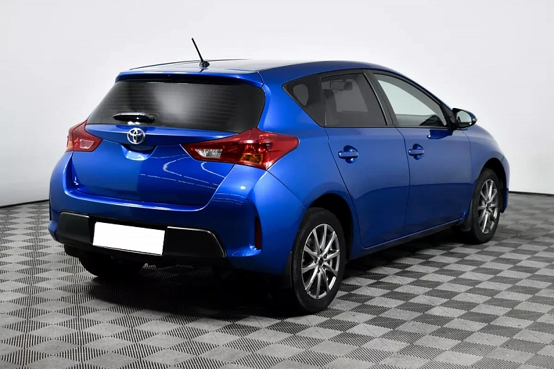 Auris