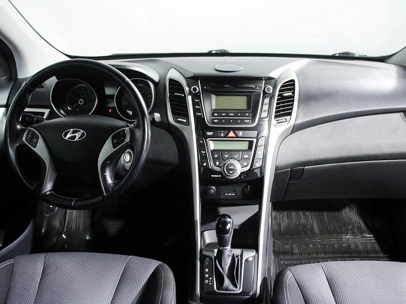 i30