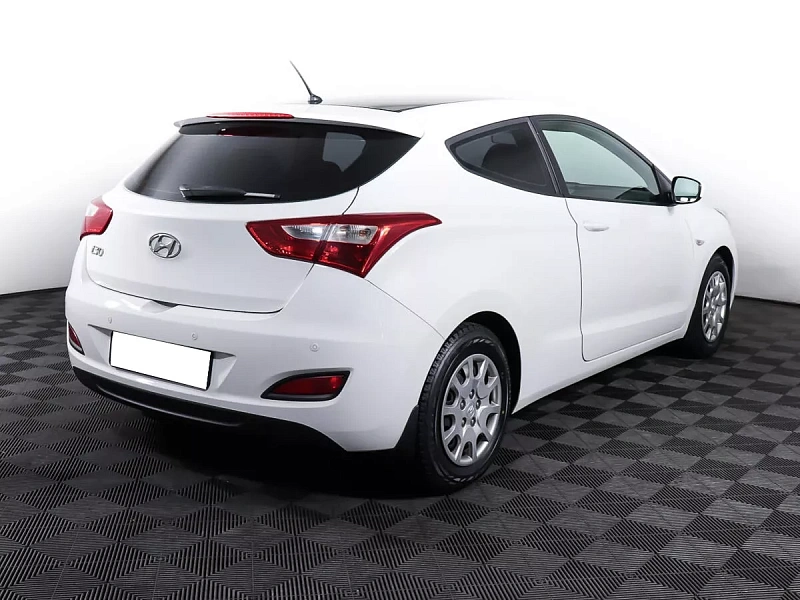 i30