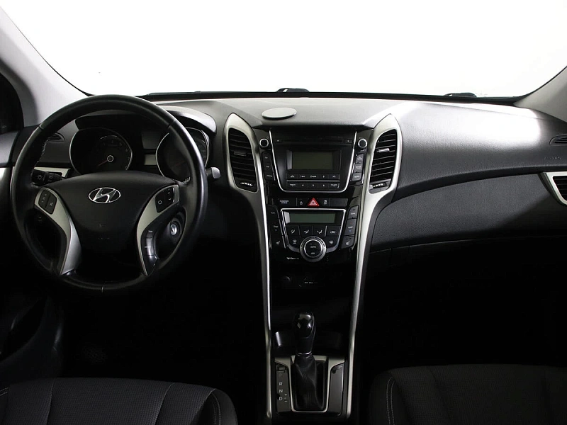 i30