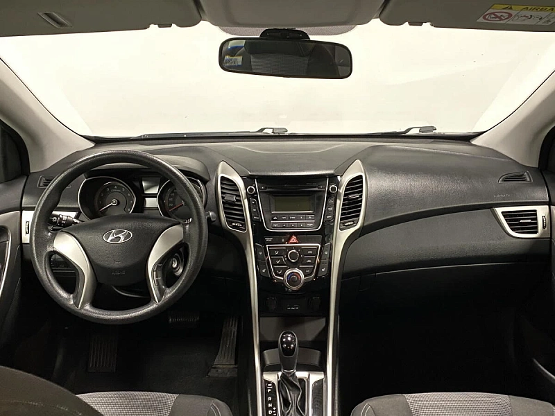i30