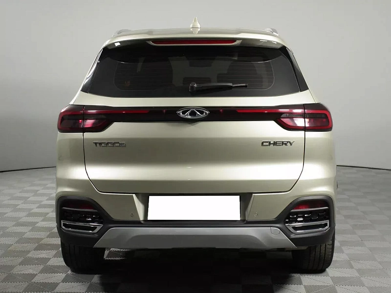 Tiggo 8