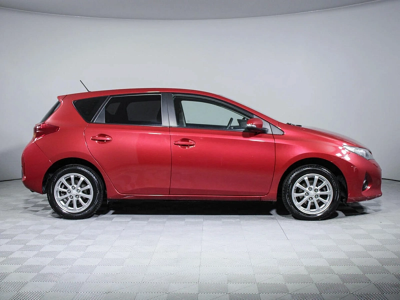 Auris