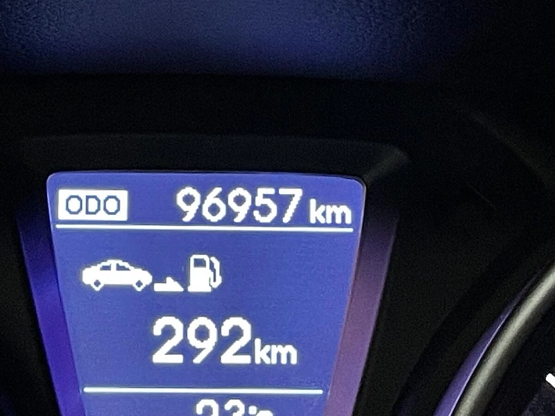 i30