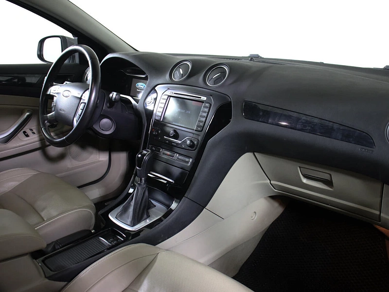 Mondeo