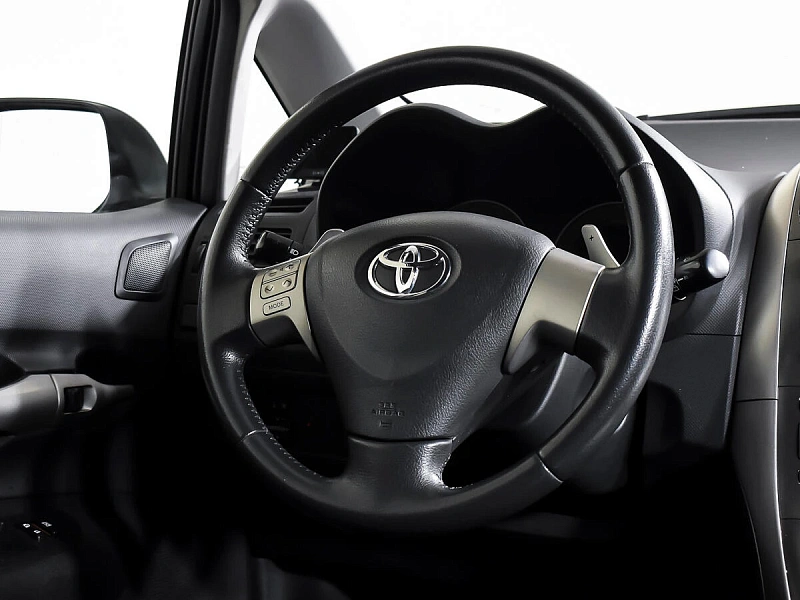 Auris